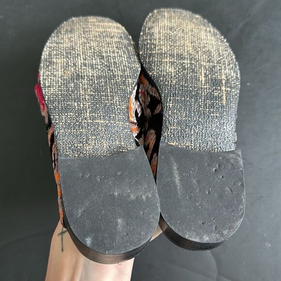 Free People Embroidered Flats - Picture 11 of 11